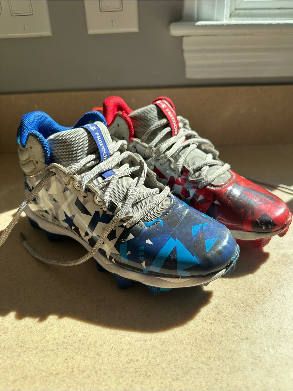 Under Armour Spotlight Fran3 JR Football Cleats Size 2Y